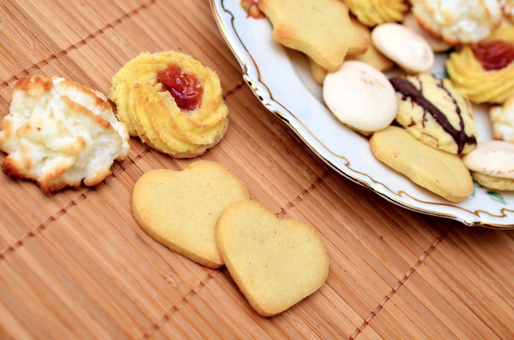 Gastronome Wednesday ~ Cookies, Cookies, Cookies!