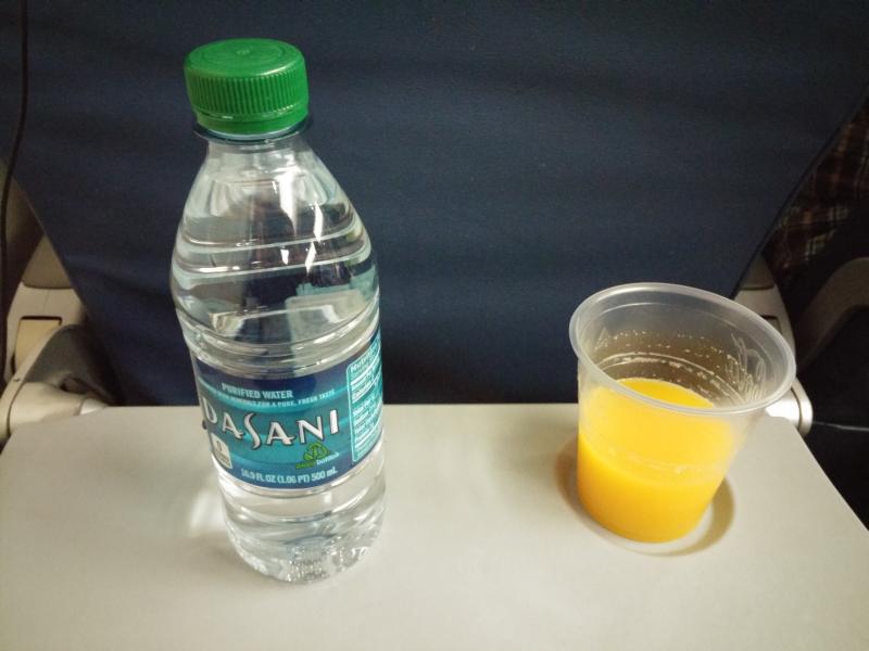 17 Tips On How To Stay Healthy While Traveling