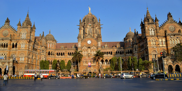 A Day in Mumbai - Guest Post by Mona from Merge Experiences